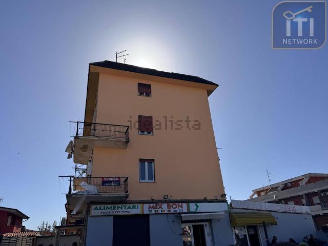 Appartamento in vendita a Porto Rutulo, Roma Capitale