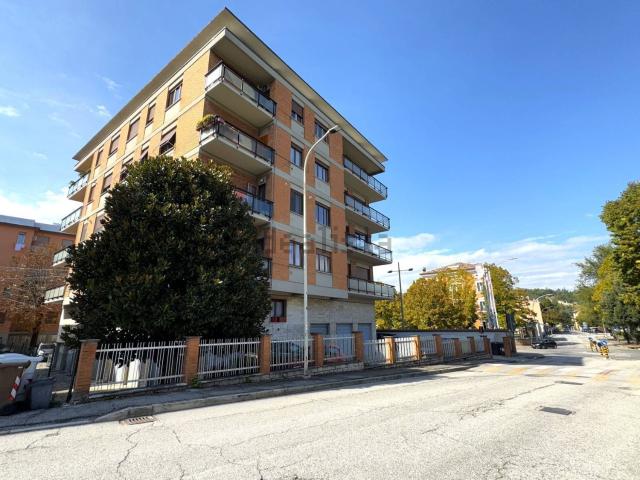 Appartamento in vendita a Piano, Fabriano