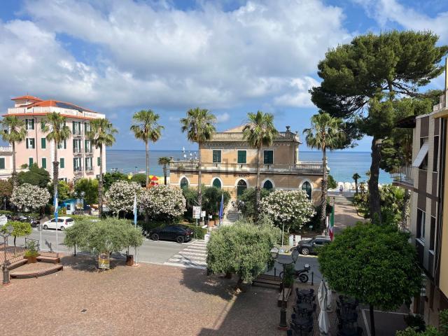 Appartamento in vendita a Spotorno, Liguria