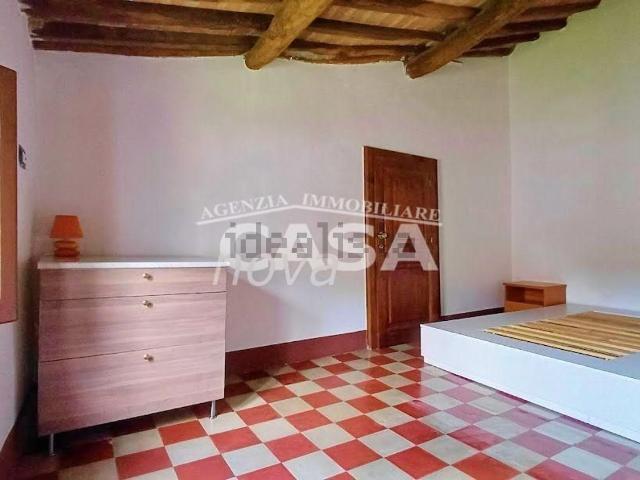 Appartamento in vendita a Buti, Toscana