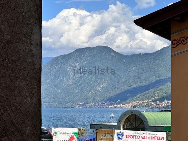Appartamento in vendita a Argegno, Lombardia