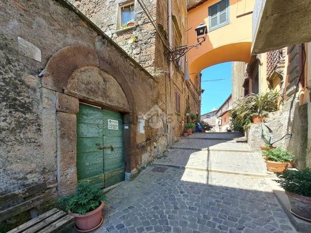 Appartamento in vendita a Vallerano, Lazio