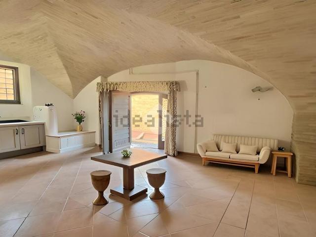 Appartamento in vendita a Assisi, Umbria