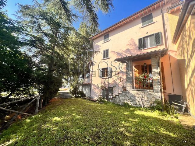 Appartamento in vendita a Monte Santa Maria Tiberina, Umbria