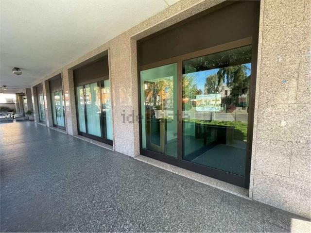 Appartamento in vendita a Villa Cortese, Milano
