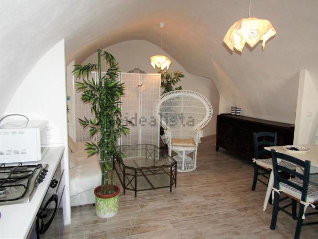 Appartamento in vendita a Olivetta San Michele, Liguria