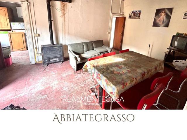 Appartamento in vendita a Abbiategrasso, Milano