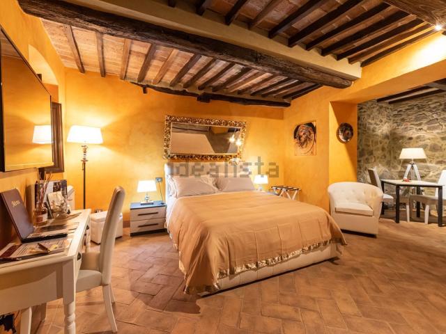 Appartamento in vendita a Montalcino, Toscana
