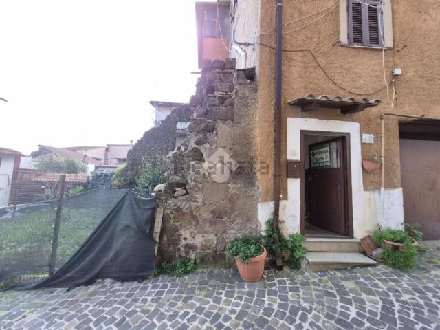Appartamento in vendita a Villaggio Rinascita, Roma Capitale