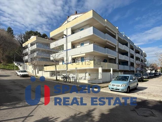Appartamento in vendita a Montesilvano, Abruzzo