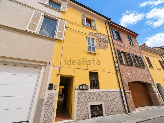 Appartamento in vendita a Piacenza, Reggio Emilia