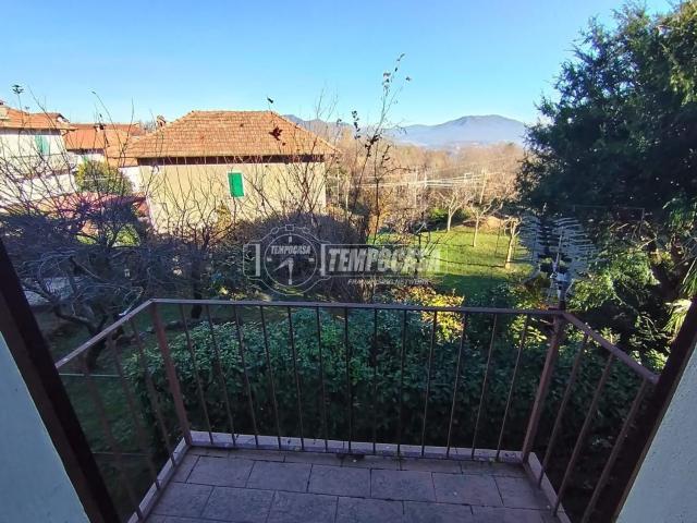 Appartamento in vendita a Villa Lesa, Piemonte