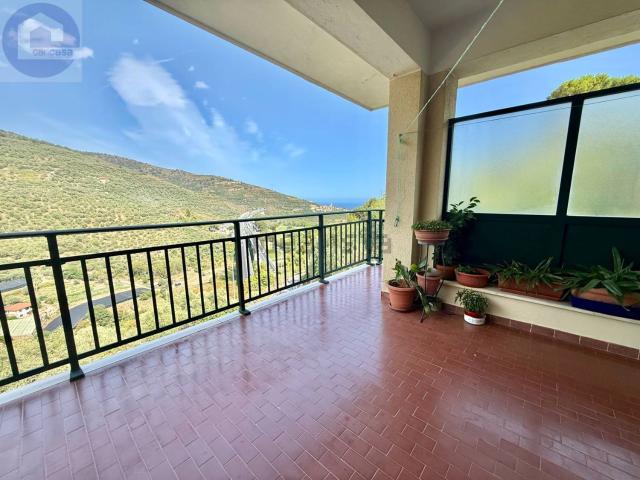 Appartamento in vendita a Castellaro, Liguria