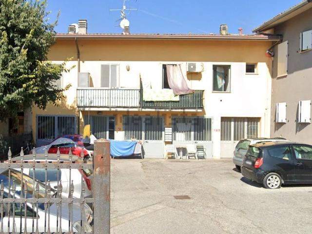 Appartamento in vendita a Lonato, Lombardia