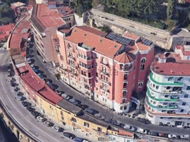 Appartamento in vendita a Municipalità 1, Campania