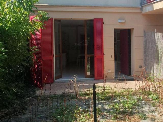 Appartamento in vendita a Baia del Re, Piacenza