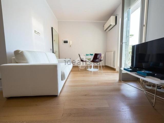 Appartamento in vendita a Desenzano Del Garda, Lombardia