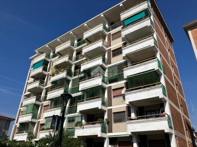 Appartamento in vendita a Melegnano, Milano