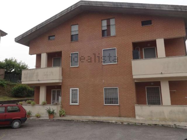 Appartamento in vendita a Magione, Umbria
