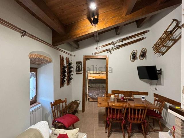 Appartamento in vendita a Rocca Di Mezzo, Abruzzo