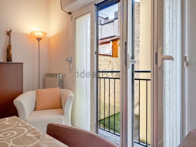 Appartamento in vendita a Barriera Vecchia, Trieste