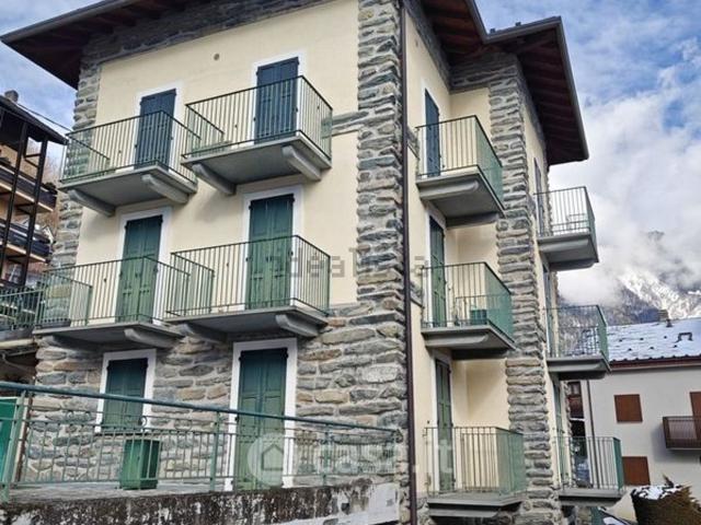 Appartamento in vendita a Chiesa In Valmalenco, Lombardia