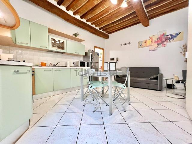 Appartamento in vendita a Colle Di Val D'elsa, Toscana