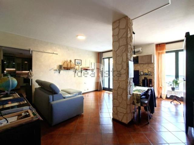 Appartamento in vendita a Sedriano, Lombardia