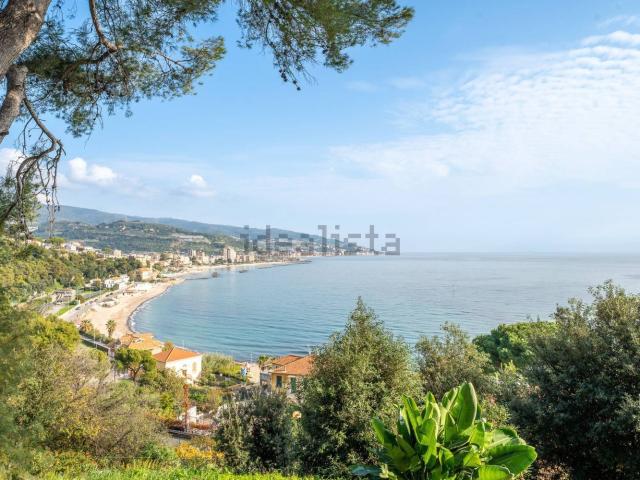 Appartamento in vendita a San Remo, Liguria