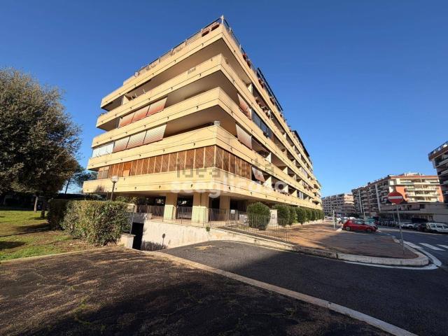 Appartamento in vendita a Colle Monfortani, Roma Capitale