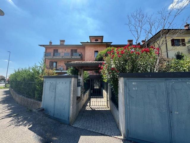 Appartamento in vendita a Villaggio Marcolini, Botticino