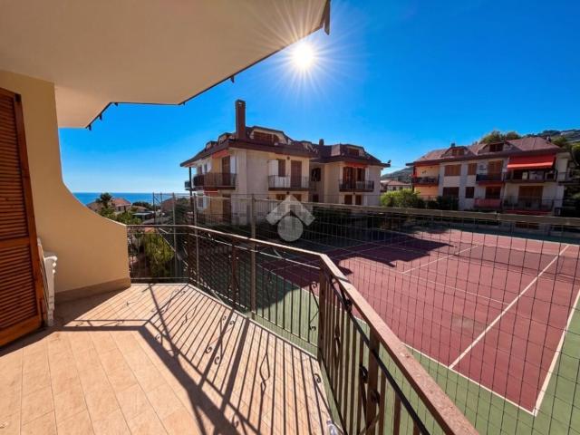 Appartamento in vendita a Costarainera, Liguria