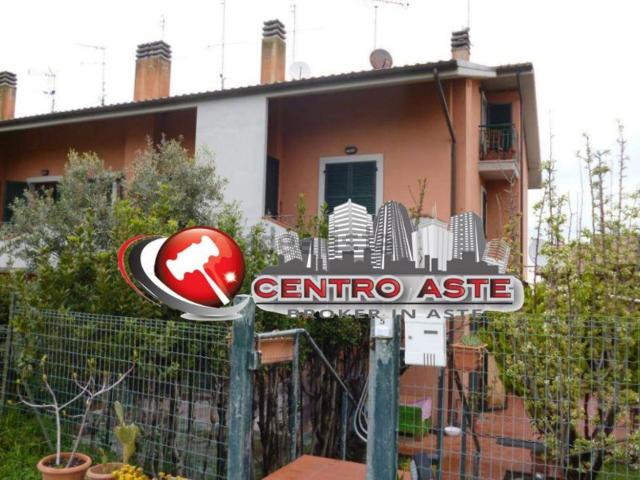 Appartamento in vendita a Santa Croce, Marche