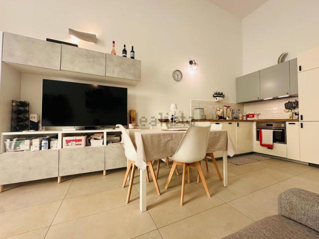 Appartamento in vendita a Barona, Milano