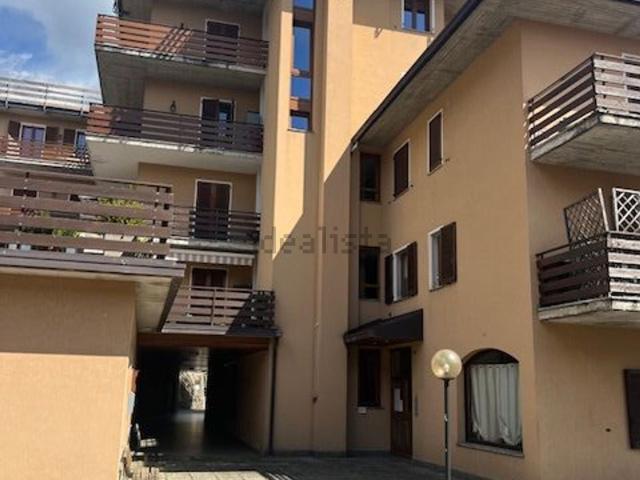 Appartamento in vendita a Teglio, Lombardia