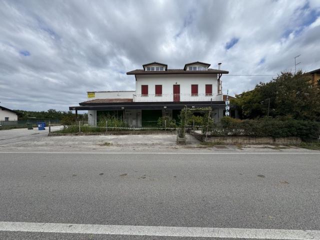 Appartamento in vendita a Camposampiero, Padova