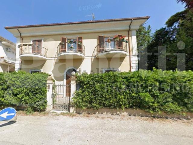 Appartamento in vendita a Colleranesco, Giulianova