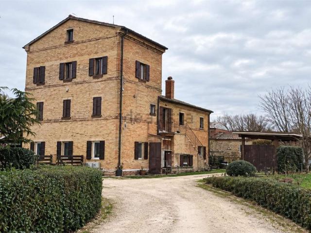 Appartamento in vendita a Jesi, Ancona