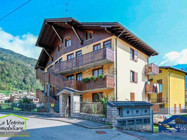 Appartamento in vendita a Castello, Piazza Brembana