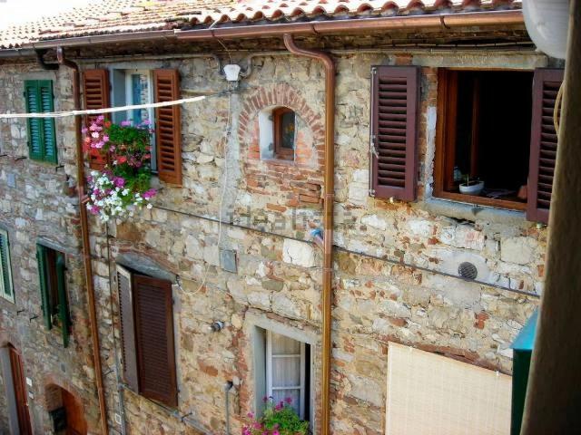 Appartamento in vendita a Capannole, Bucine