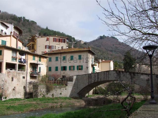 Appartamento in vendita a Dicomano, Toscana