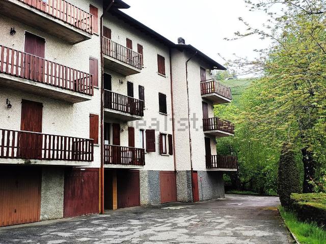 Appartamento in vendita a Comunità Montana della Valle Brembana, Zogno