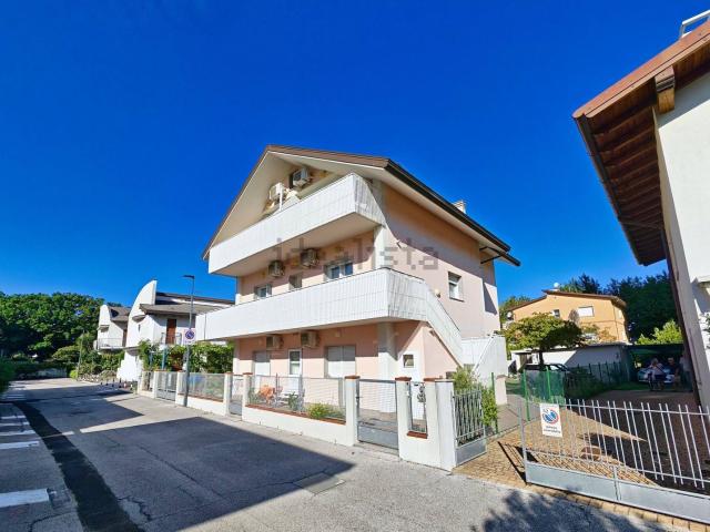 Appartamento in vendita a Lignano Sabbiadoro / Lignan, Udine / Udin / Videm