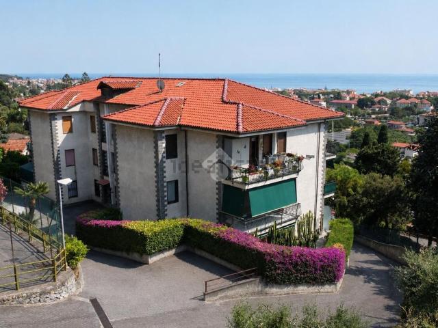 Appartamento in vendita a Vallecrosia, Liguria