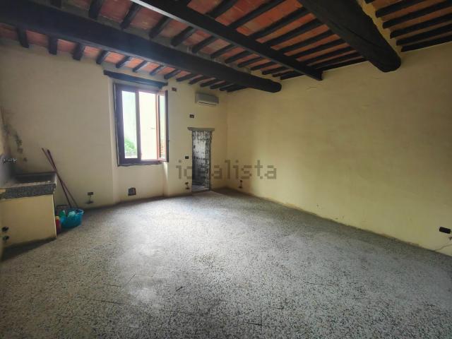 Appartamento in vendita a Montevarchi, Toscana