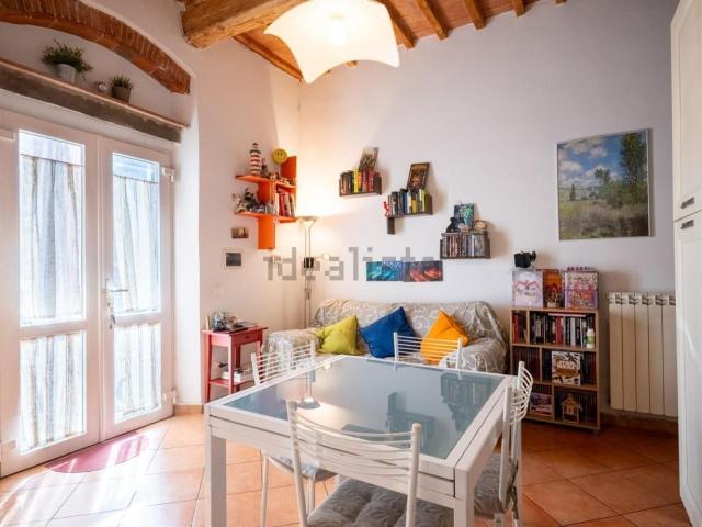 Appartamento in vendita a Marciana, Cascina