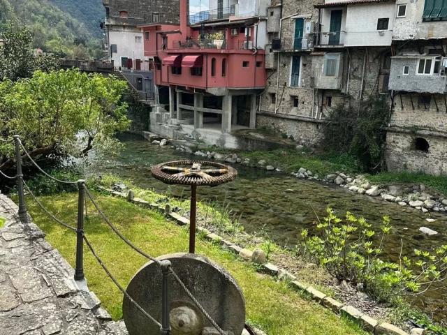 Appartamento in vendita a Isolabona, Liguria