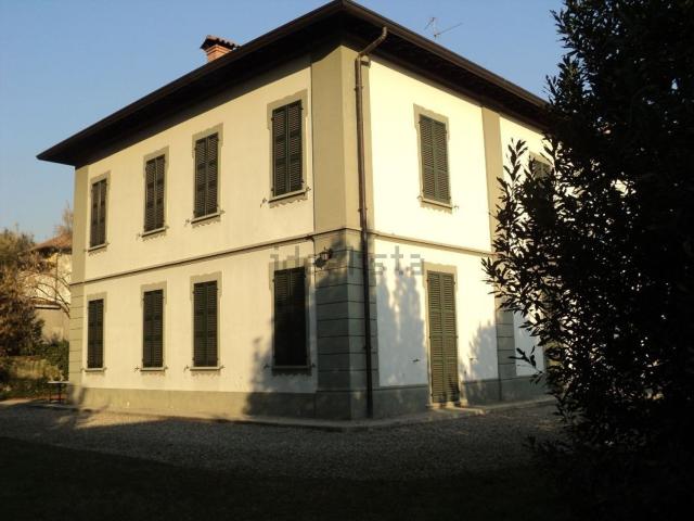 Appartamento in vendita a Valle Guidino, Besana In Brianza