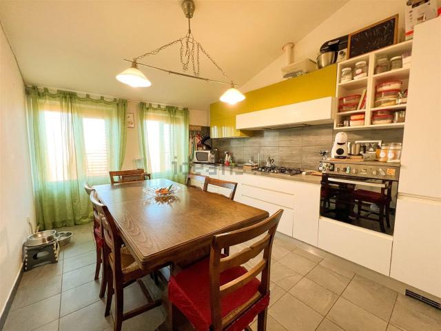 Appartamento in vendita a Rosignano Marittimo, Toscana