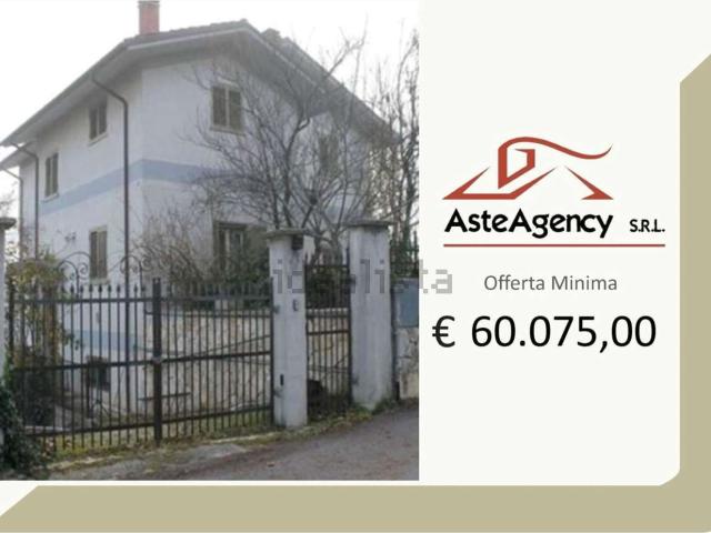Appartamento in vendita a Castel Di Ieri, Abruzzo